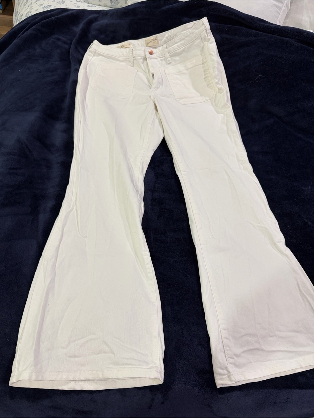 Universal Thread Cream High-Rise Pants